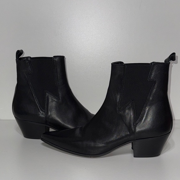 ASOS Cuban Heel Western Chelsea Boots in Black Leather Elastic Lightning Detail - Picture 4 of 17
